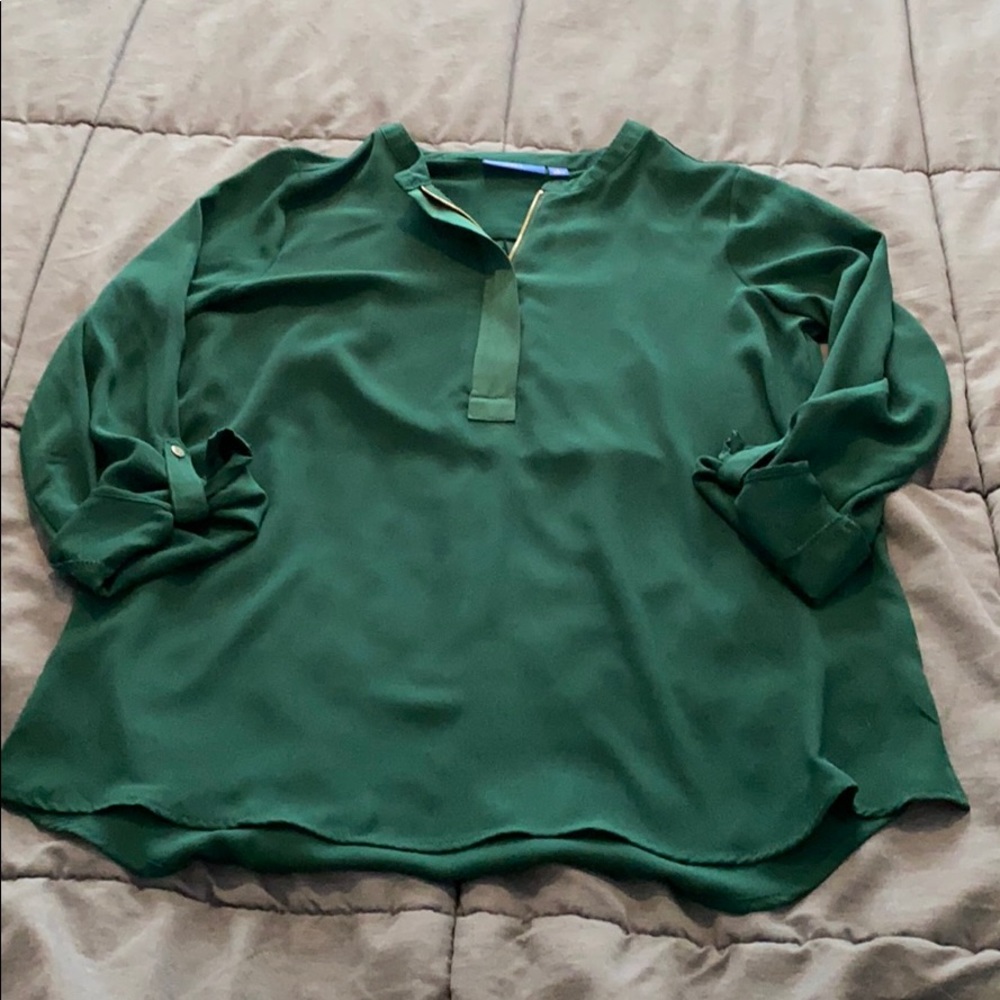 Quarter sleeve blouse